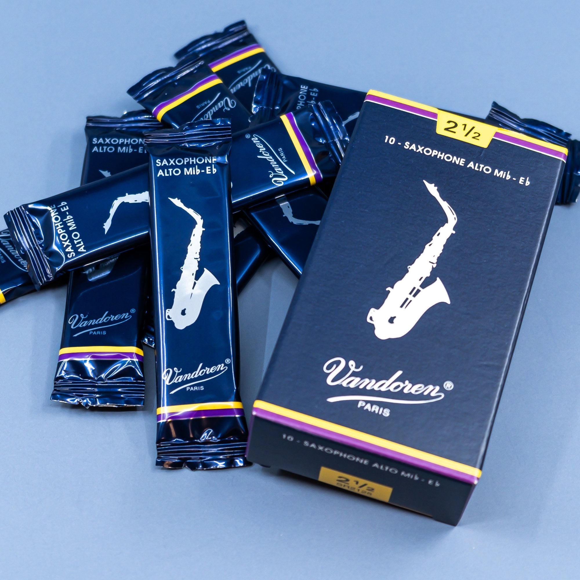 Vandoren alto sax deals reeds